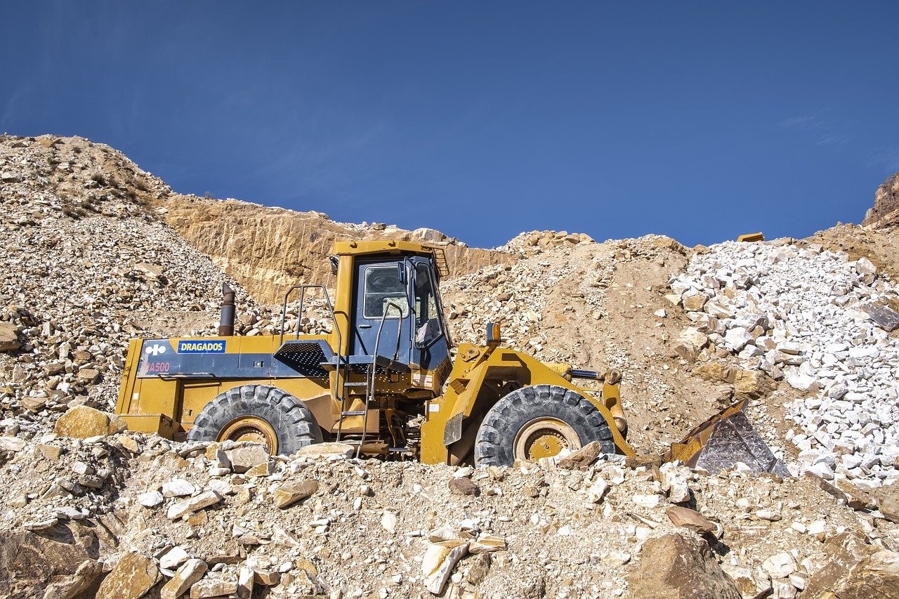quarry 7703096_1280